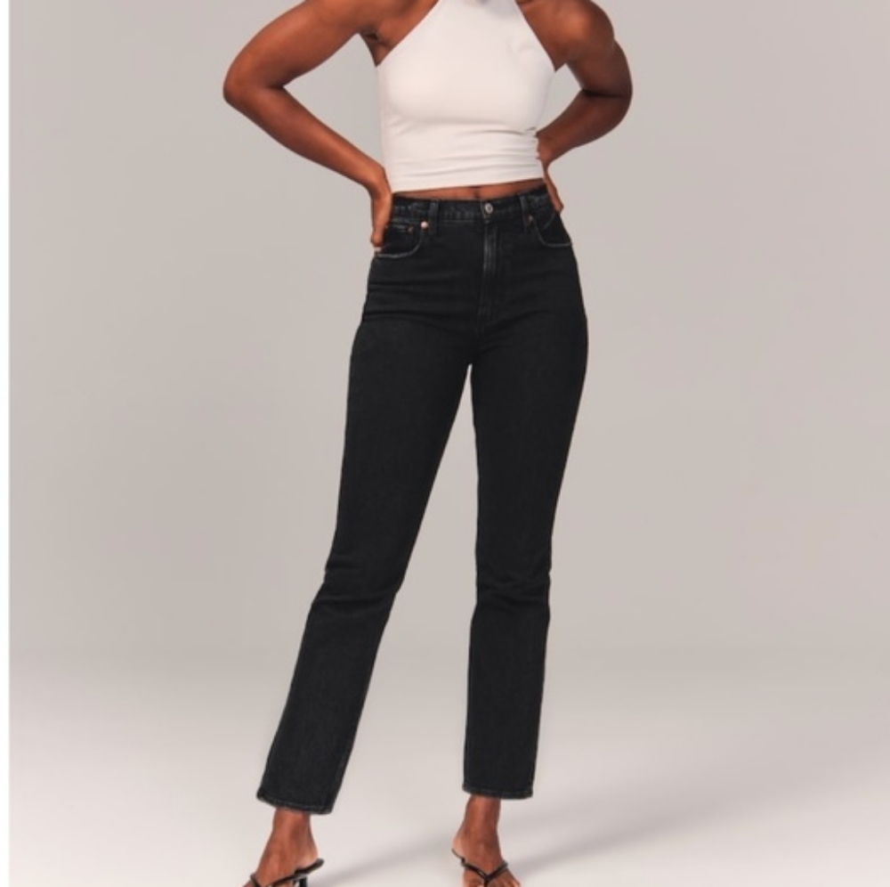 Abercrombie and Fitch The Ankle Straight Ultra High Rise Jeans Size 2R